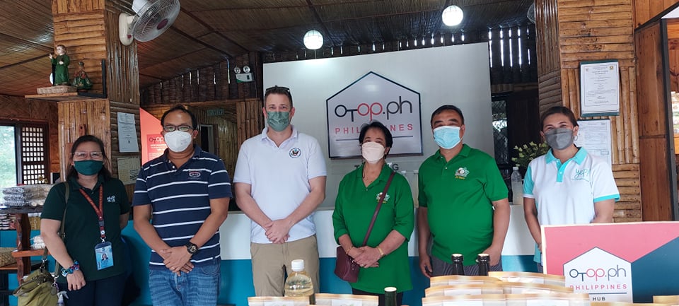 in photo: UMr. Morgan Haas, Agricultural Counsellor, and Mr. Lary Nel B. Abao, Agricultural Specialist, from the United States Department of Agriculture (USDA) Foreign Agricultural Service visited Pasciolco Agri Ventures in Tiaong, Quezon.