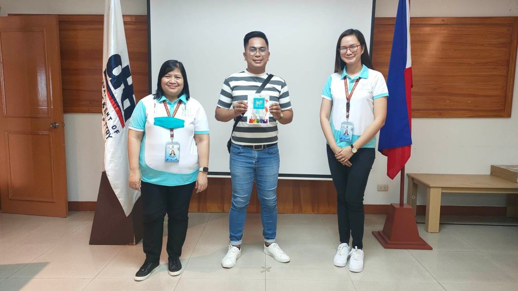 In photo: DTI Quezon Business Development Division Chief, Ms. Anna Marie V. Quincina, TIDS/Youth Entrepreneurship Program (YEP) coordinator, Ms. Jaryz Eden J. Lloce, together with the incoming President of the Rotaract Club of Lucena Promenade, Engr. Mark Joseph A. Sore