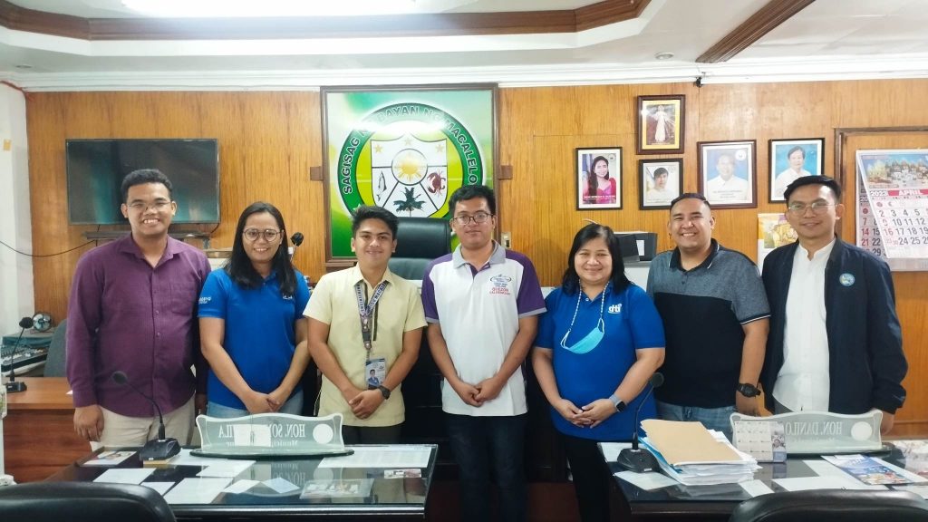 In photo: Department of Trade and Industry (DTI) Quezon Provincial Office represented by Chief Trade and Industry and Development Specialist, Anna Marie Quincina, together with Quezon Provincial Planning and Development Coordinator (QPPDC), Southern Luzon State University (SLSU), and Municipal Planning and Development Coordinator of Macalelon.