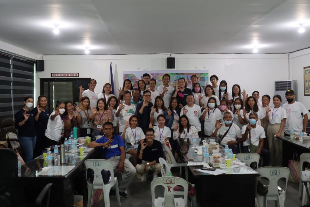 Group photo of the attendees of tourism awareness seminar