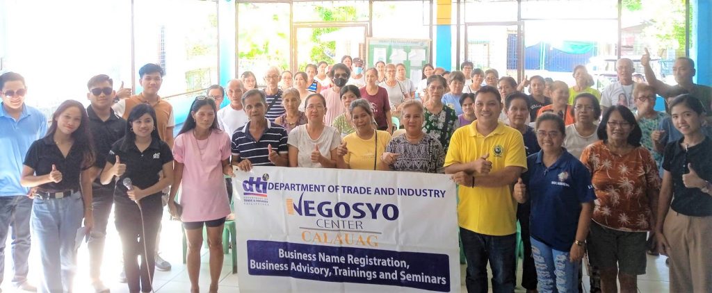 Negosyo Center Lopez together with small business owners from Barangay Sabang Dos, Calauag, Quezon.
