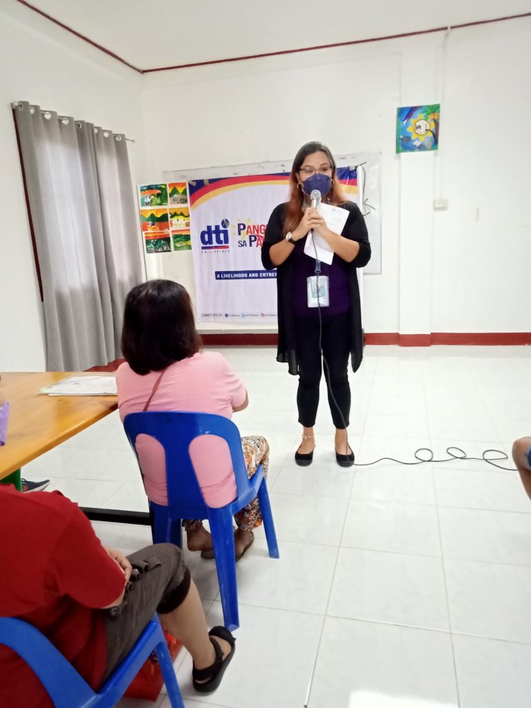 In Photo: Ms. Joemarie C. Valizado delivering the important details about the program (PPG).