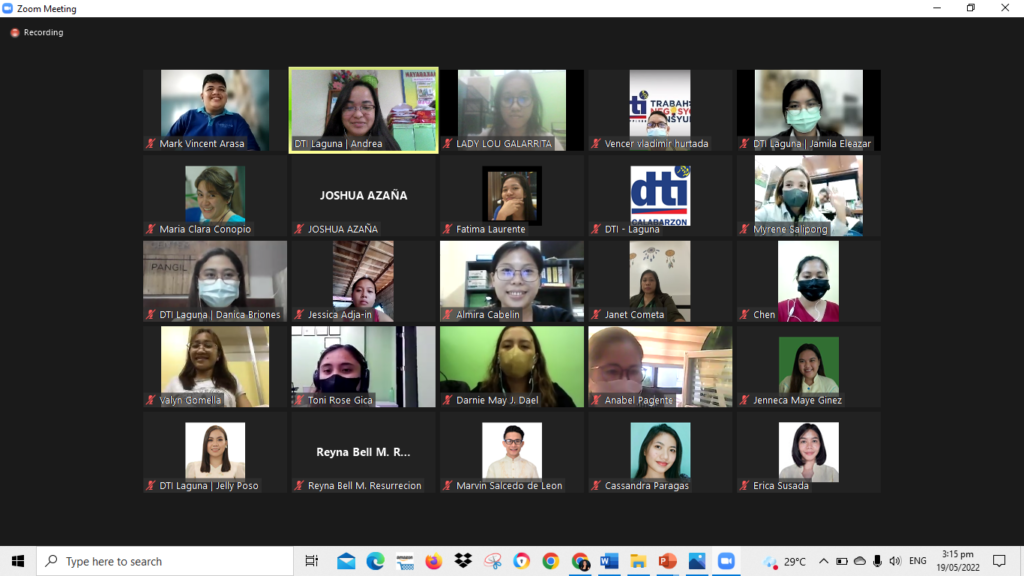 Crowd shot of the participants of webinar (1/2)