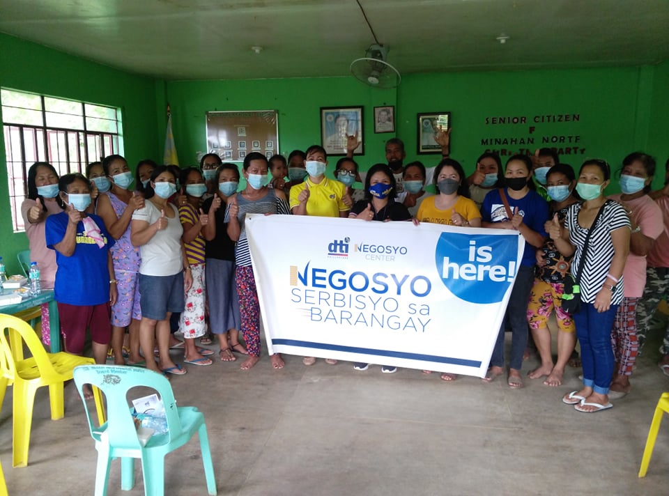 Group photo: NCBC together with the LSP-NSB beneficiaries in Barangay Minahan Norte, General Nakar, Quezon
