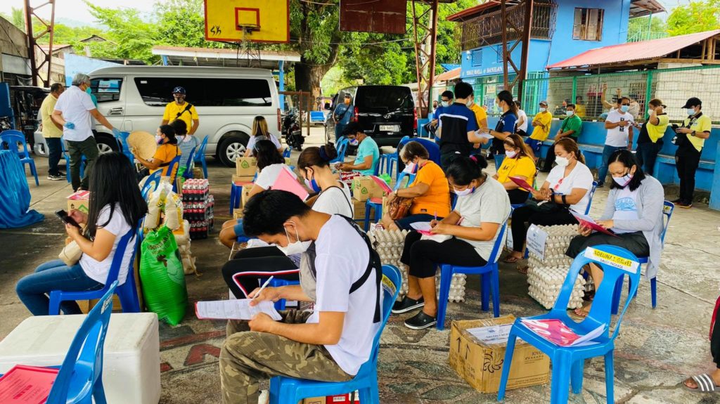 in photo: LSP-NSB livelihood kits beneficiaries in Pakil,Laguna