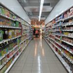 Photo shows grocery aisle.
