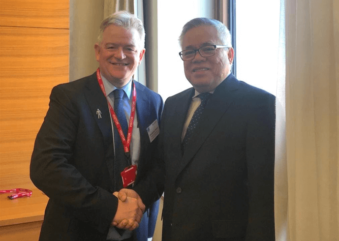 R to L: DTI Secretary Ramon Lopez with the British Chamber of Commerce Philippines Executive Chairman Chris Nelson