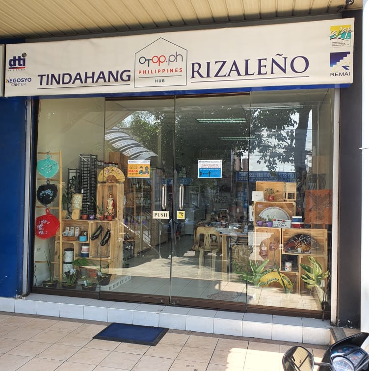 Storefront of the Tindahang Rizaleño
