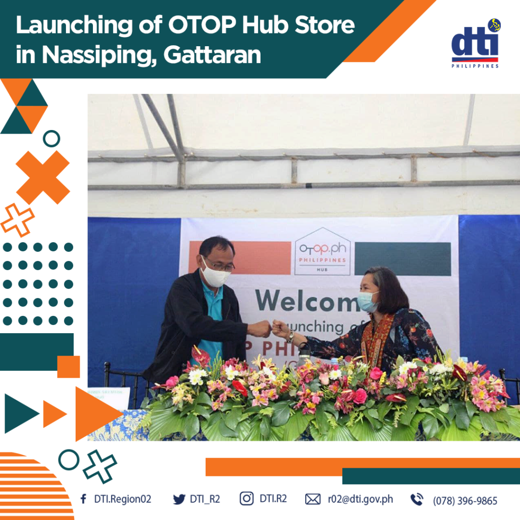 Cagayan Gov. Manuel Mamba and RD Leah Pulido-Ocampo signifying strong partnership during the launching of the new OTOP Hub Store.