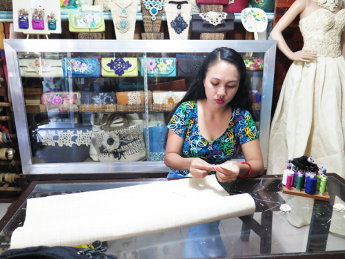 Aklan: Button's 'N Things Crafts & Design | Department of Trade and ...