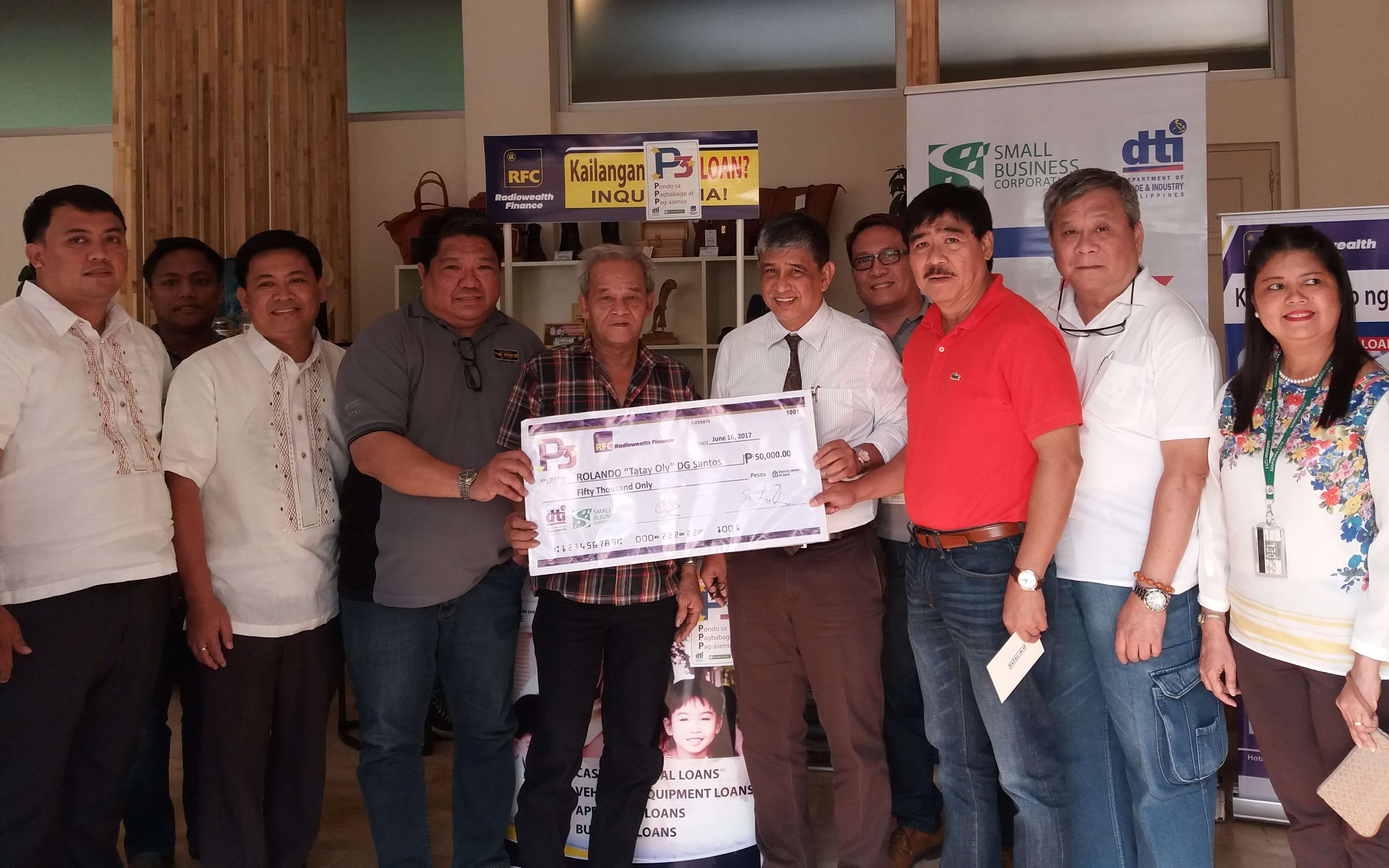 Tatay Oly receives P3 assistance from Radiowealth