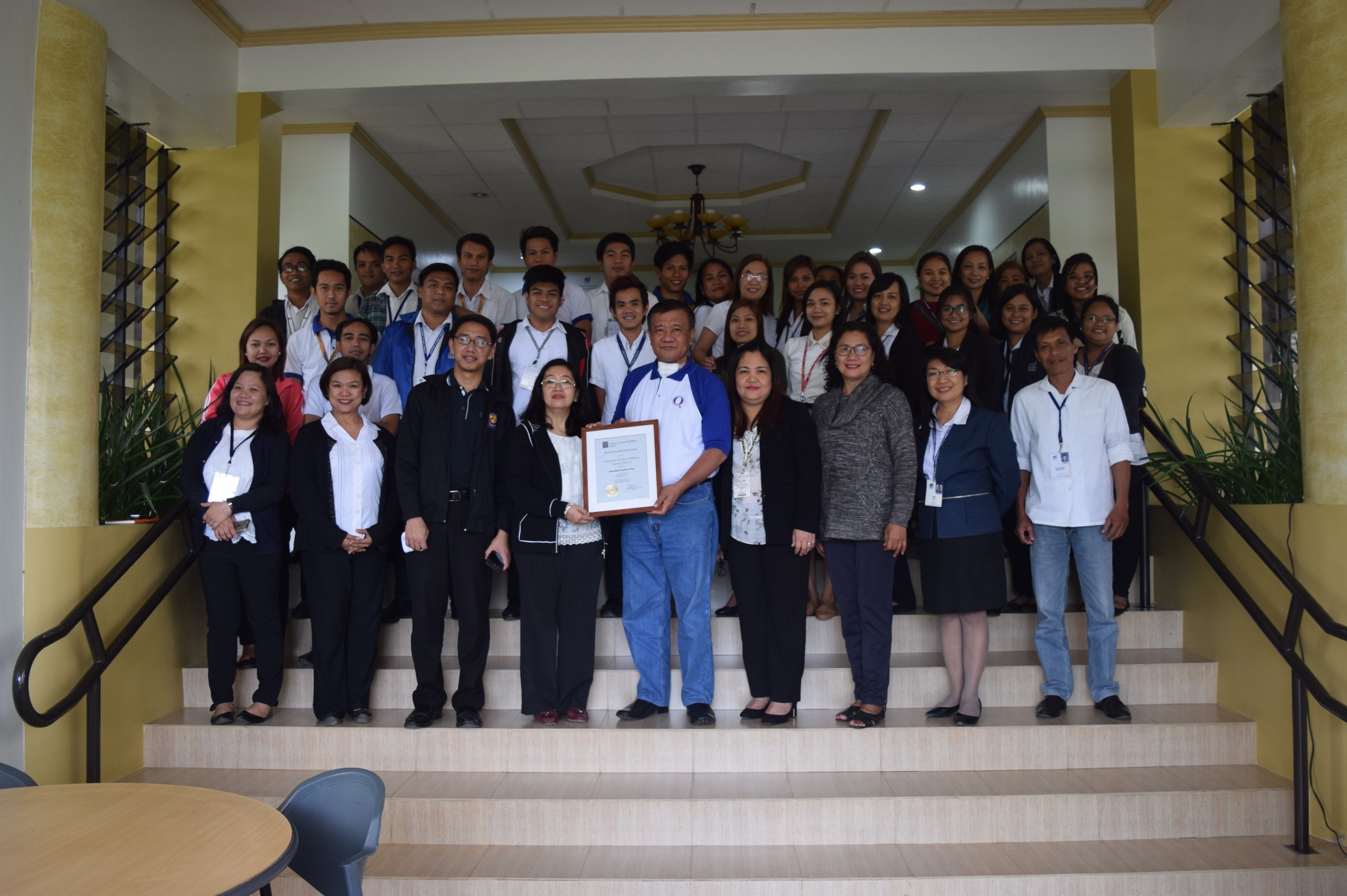 DAP recognizes DTI 2 for participating in National GEC 01